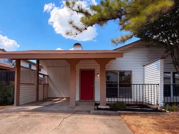 709 Baruna Cir