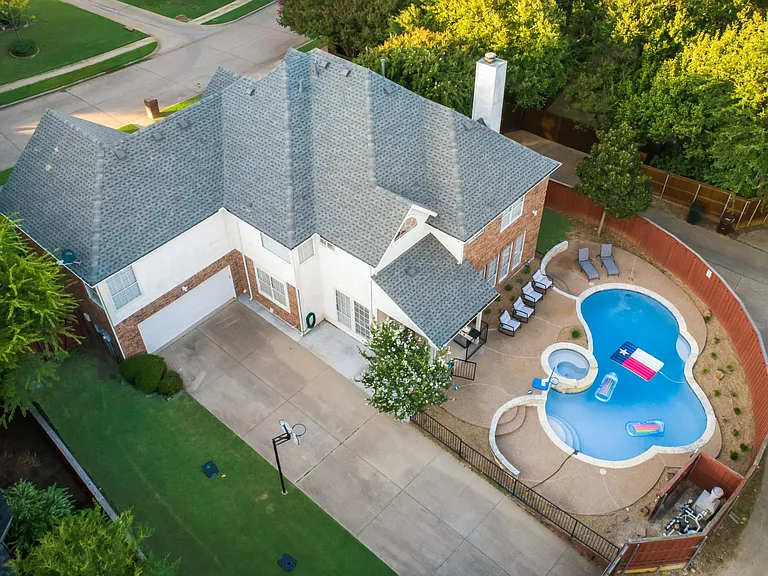 600 Post Oak Dr — Photo 4