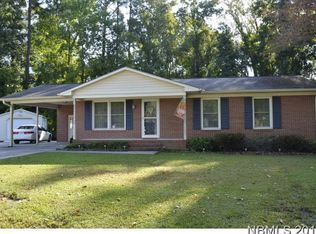 1412 Blue Jay Ct, New Bern, NC 28562