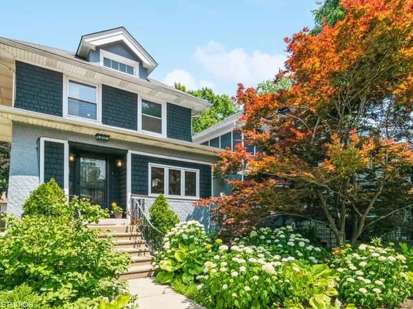1002 Home Ave, Oak Park, IL 60304