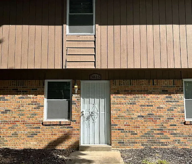 3815 Treebrook Dr — Photo 2