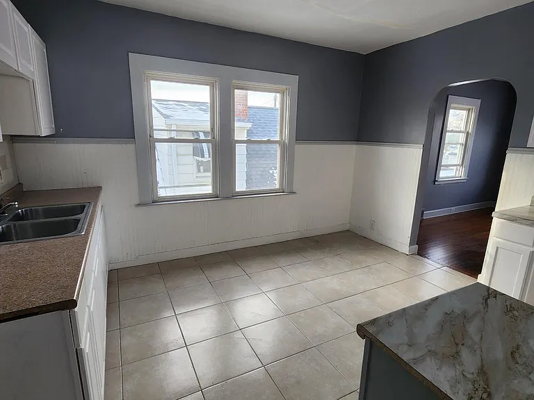 20664 Miller Ave — Photo 9