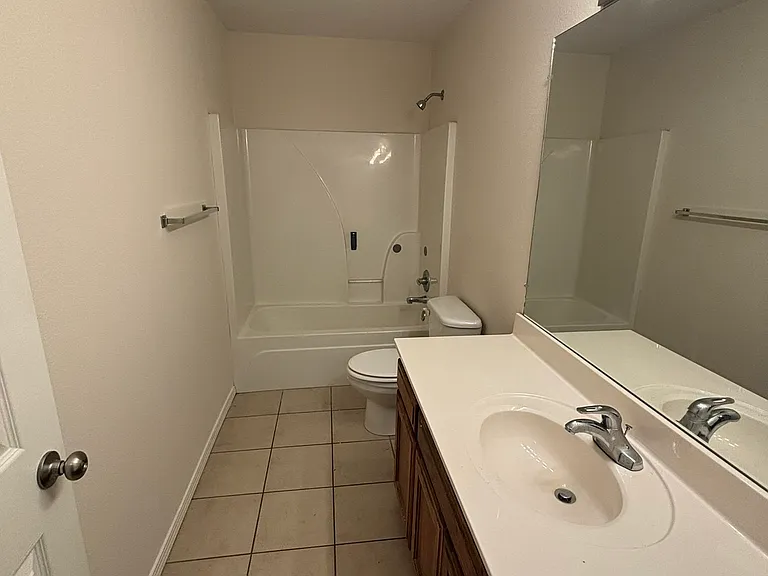 3100 SW Deerfield Blvd #1 — Photo 12