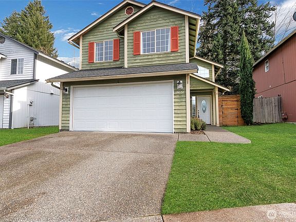 4th image of 19931 14th Avenue E