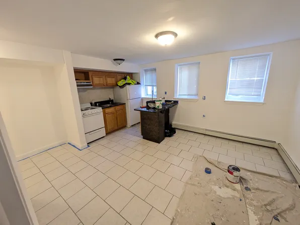 4 Ellsworth Ave APT 1, Cambridge, MA 02139