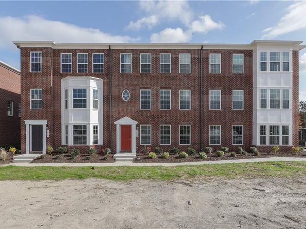 2433 Dunning Arch