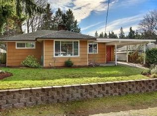 553 N 166th St, Shoreline, WA 98133