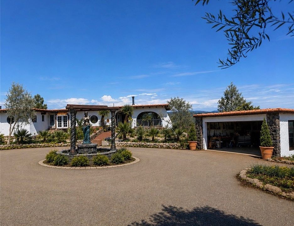 1st image of 13624 Autumn Ln