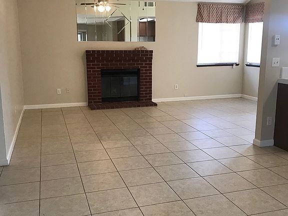 5th image of 5329 Nicholas St
