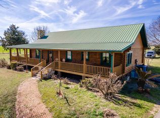 323 Rocky Ford Rd, Pinehurst, GA 31070