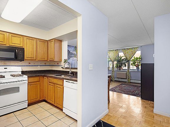 5th image of 88 Beaver St Unit 5B