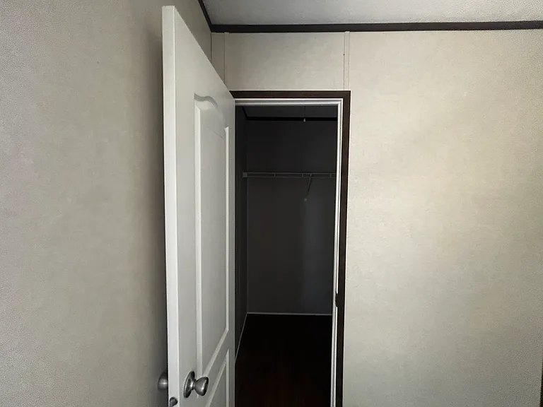 200 Ruby St — Photo 5