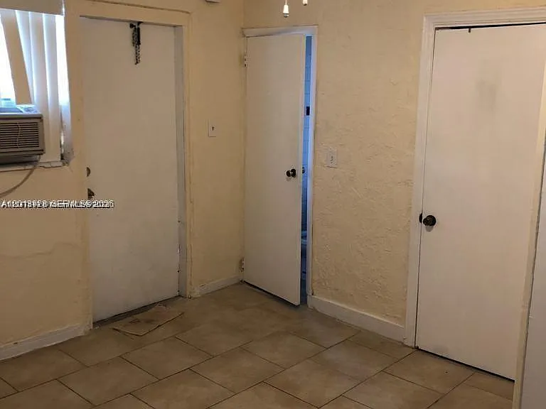 5411 Ravenswood Rd #7A — Photo 6