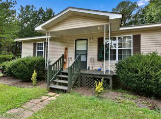 157 Joshua Ln, Grantville, GA 30220