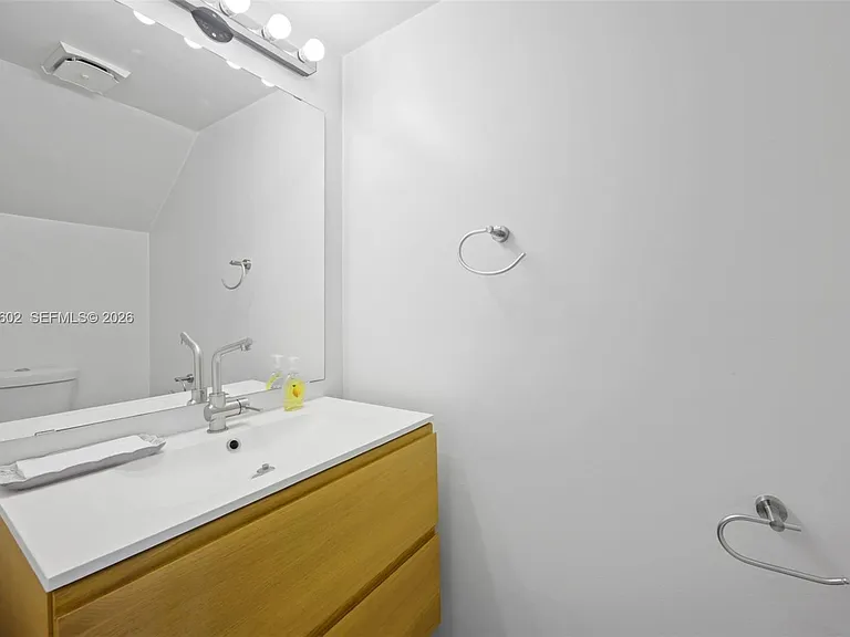 1951 Atlantic Shores Blvd #23 — Photo 11