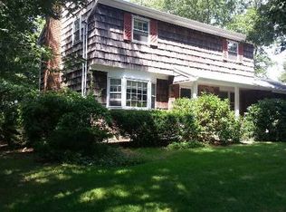 414 Hewlett Ave, East Patchogue, NY 11772