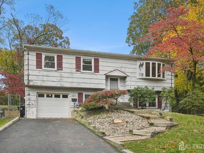 22 Prince Rd, East Brunswick, NJ, 08816