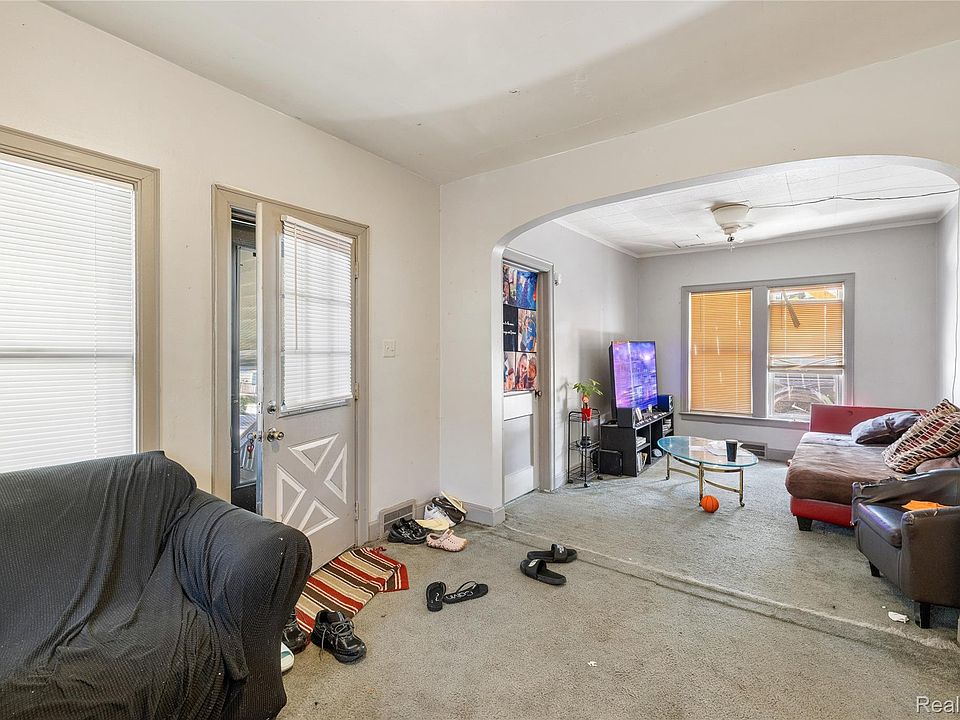 242 Crocker Blvd, photo 29