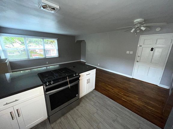 3rd image of 5117 E The Toledo APT 4