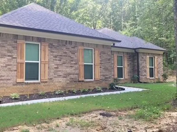 1970 Smart Rd, Como, MS 38619