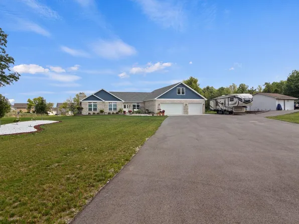 11630 W 126th Ave, Cedar Lake, IN 46303