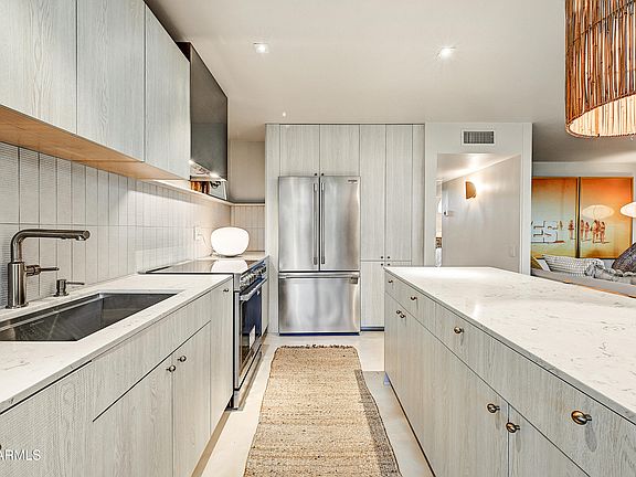 5th image of 4225 N 36TH Street #24