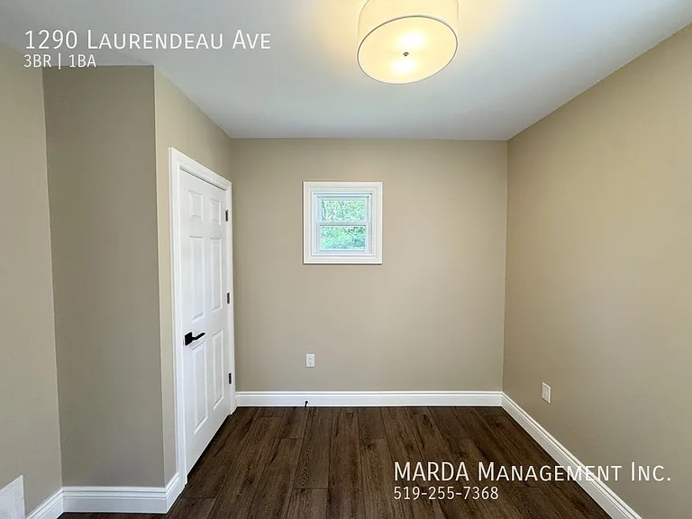 1290 Laurendeau Ave — Photo 18