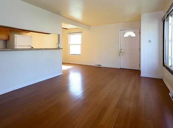 5th image of 427 James Ct Unit B