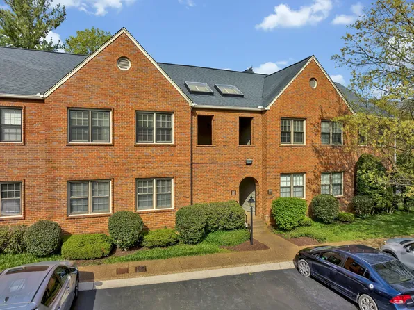 245 Westchase Dr, Nashville, TN 37205