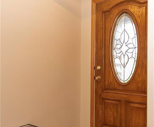 3rd image of 308 Waterton Way