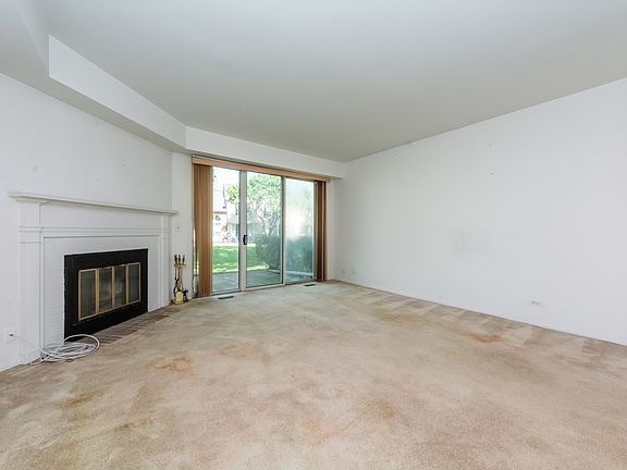 5th image of 1424 Fairway Dr