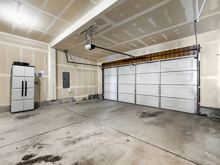 10202 Boulder Ridge Dr — Photo 35