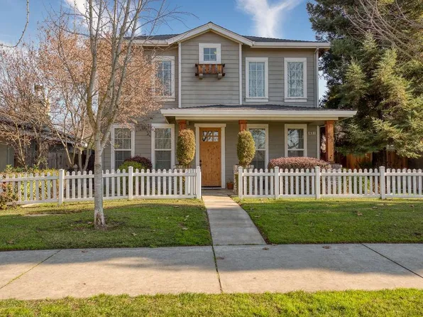 631 Valley View Dr, Oakdale, CA 95361