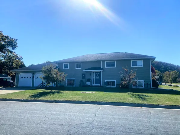 700 E Bluff St, Boscobel, WI 53805