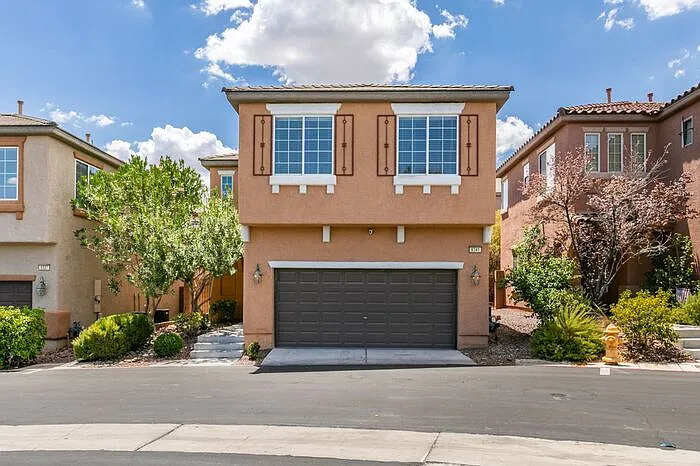 3 bed, 2.0 bath, 1887 sqft, $1,900 — Photo 4