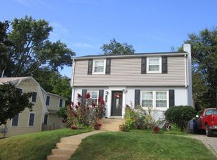 9920 Edward Ave, Bethesda, MD 20814