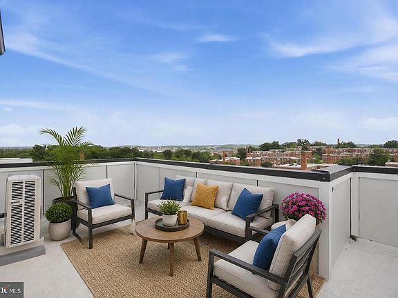 5th image of 2105 M St NE #Penthouse 4
