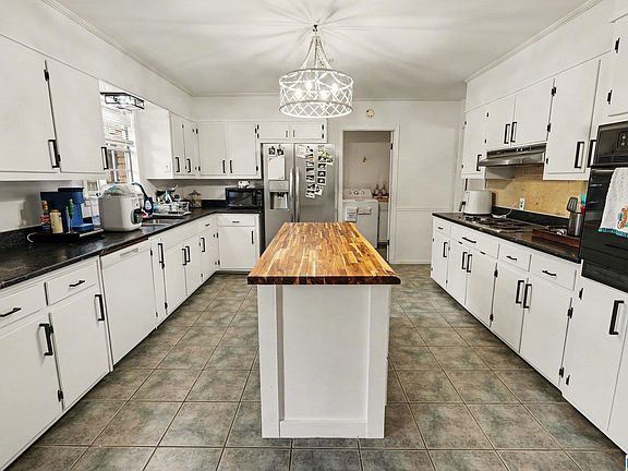 5th image of 313 Pinedale Rd