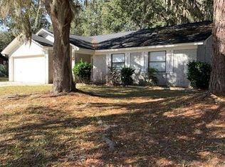 419 Cypress Ln, Saint Marys, GA 31558