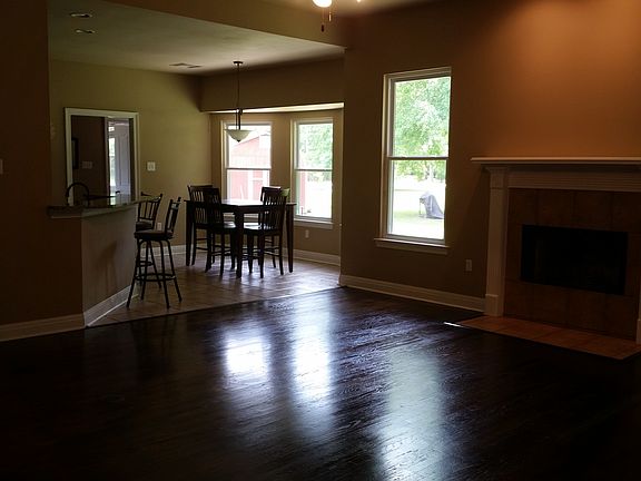Family Room & Breakfast Area