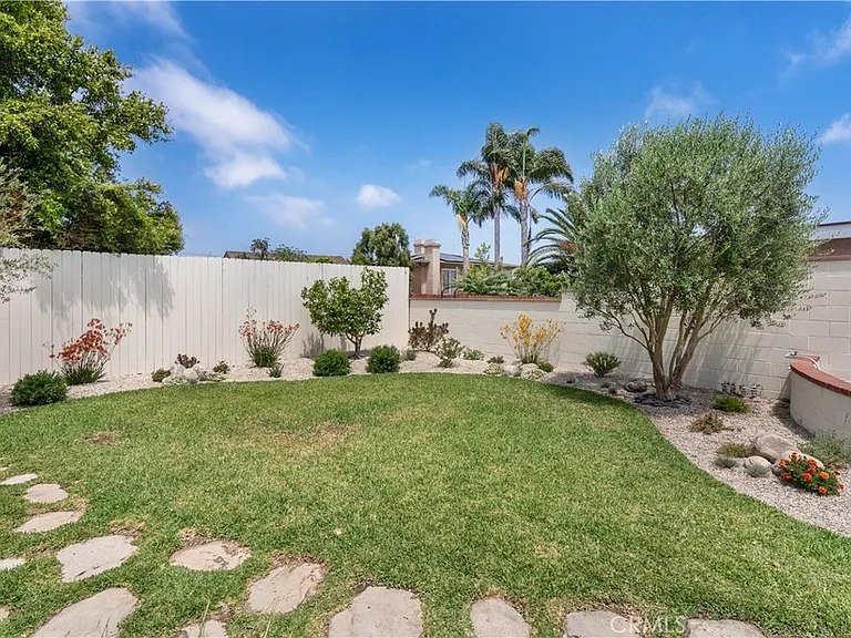 659 W Sycamore Ave — Photo 26