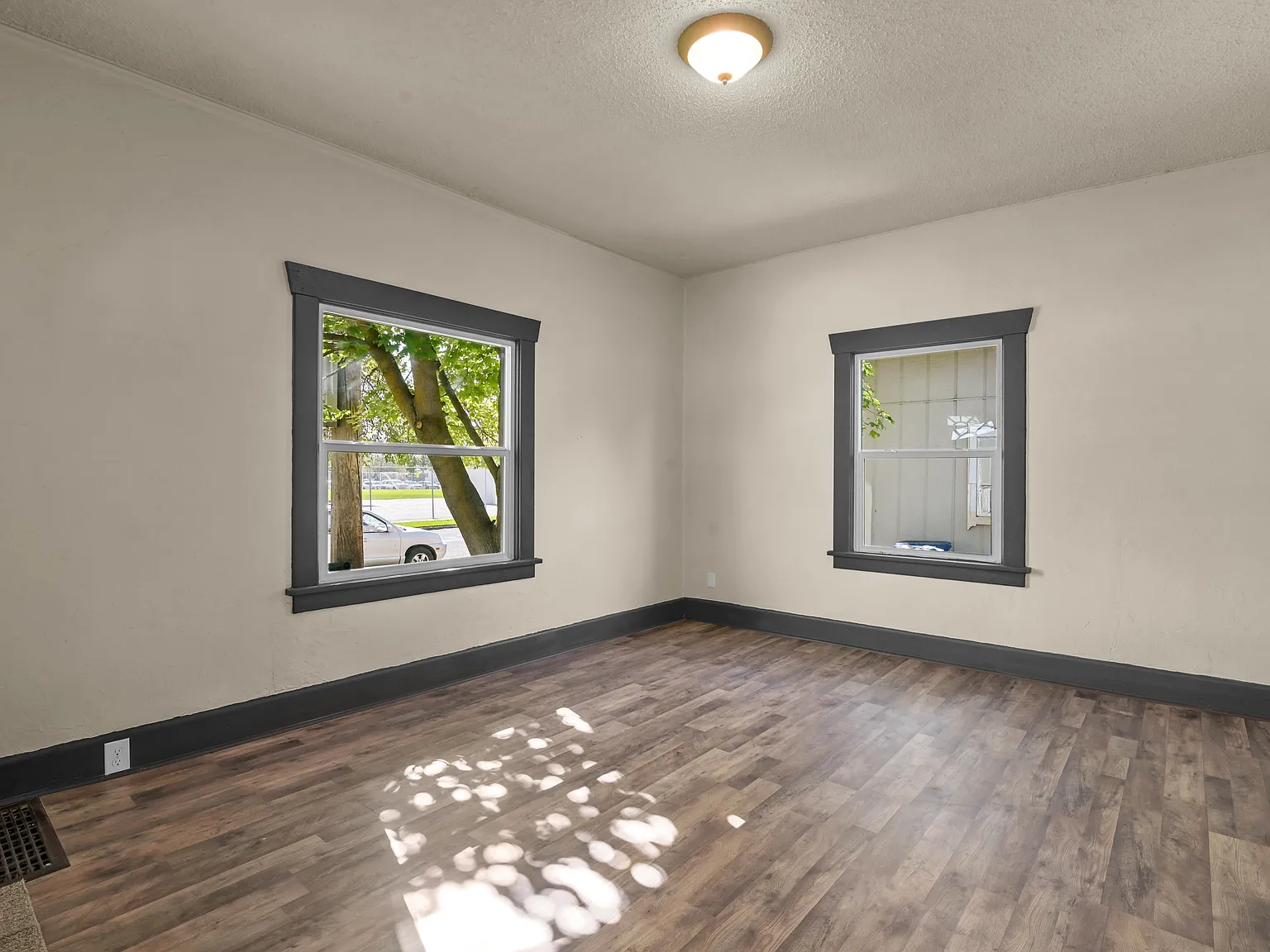 3 bed, 1474 sqft, $1,950 — Photo 3