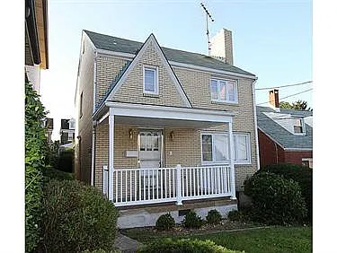 2020 Crosby Ave photo 1
