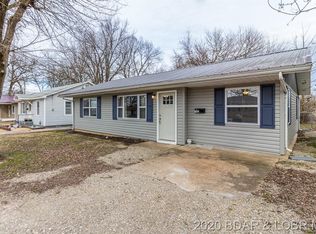 1062 N Adams Ave, Lebanon, MO 65536