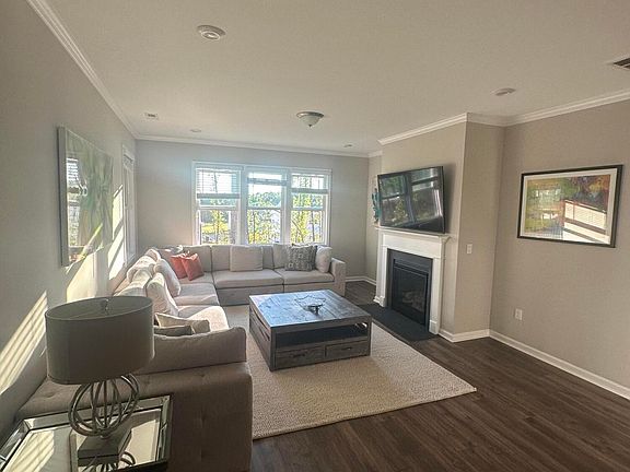 5th image of 89 W Ravano Dr