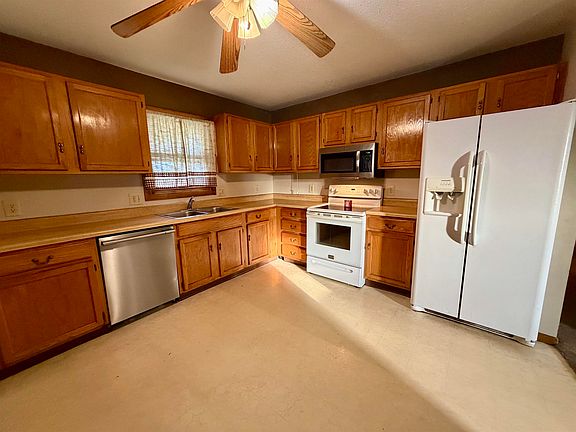 4th image of 2036 Metro Ln