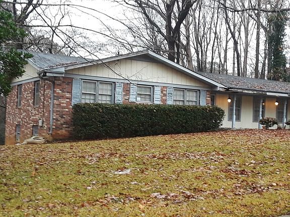 3rd image of 1110 Peggy McMillan Dr