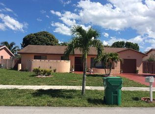 6412 NW 199th Ter, Hialeah, FL 33015