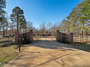 123 Sirman Rd, Benton, LA 71006