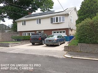 63 Indiana Ter, Newton, MA 02464